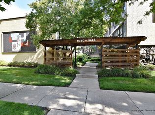 1044 Ontario St APT 1D, Oak Park, IL 60302