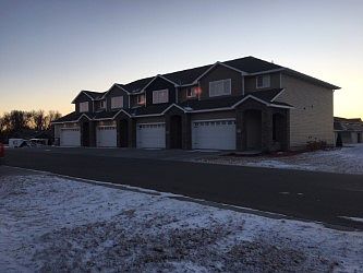 5th image of 2610 14th Ave NE