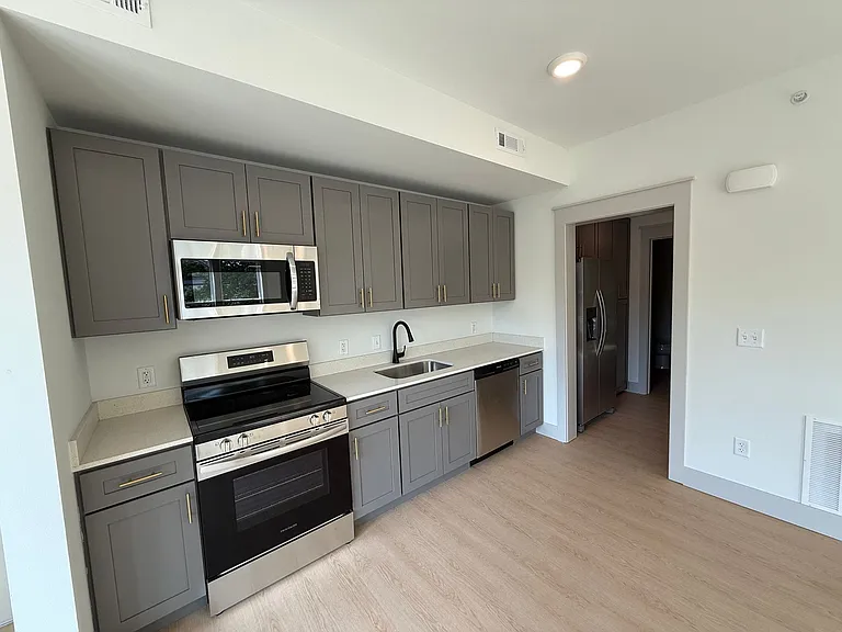 The Fitzgerald Apartments - Downtown Springdale — Photo 25
