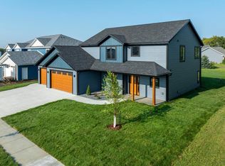 431 Spring Day Ave NE, Eyota, MN 55934