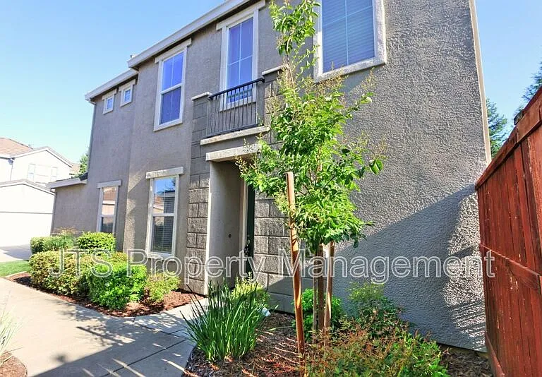 506 Navigator Dr — Photo 2