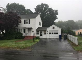 3862 Old Town Rd, Bridgeport, CT 06606