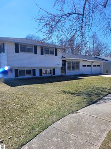 145 Ottawa Dr, Oscoda, MI, 48750
