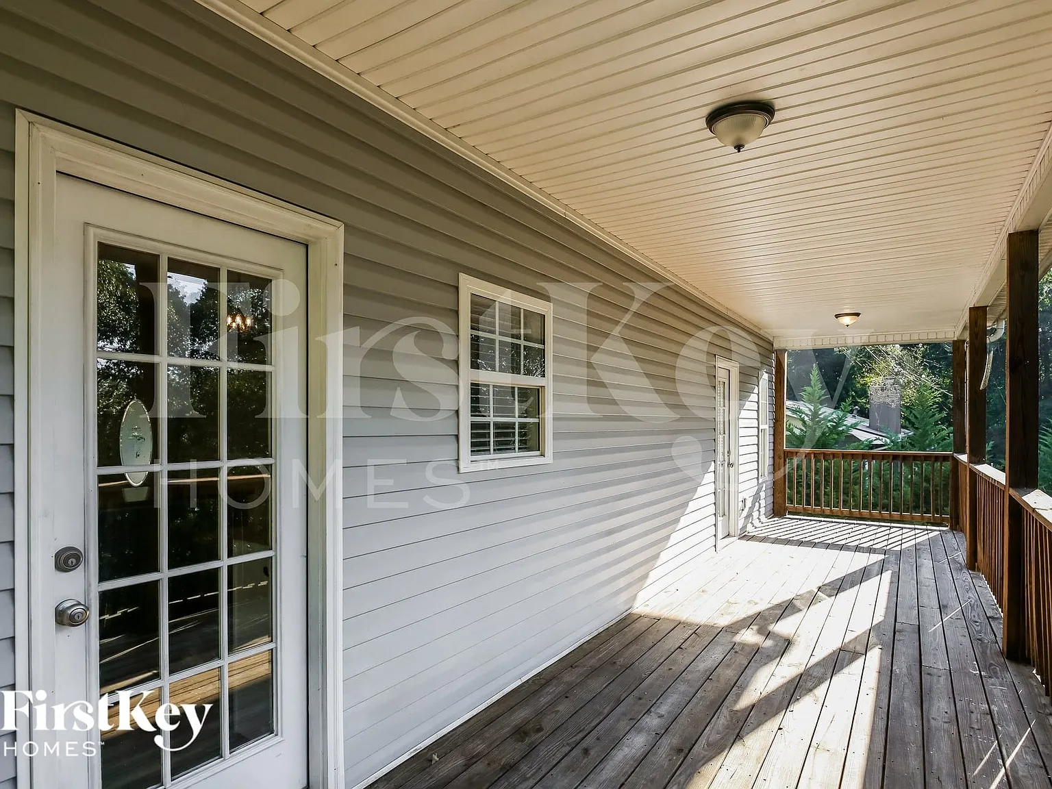 3 bed, 3.5 bath, 2254 sqft, $2,560 — Photo 2