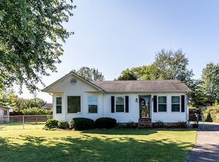 402 Independence Ct, La Vergne, TN 37086
