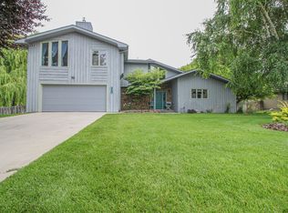 520 Highland Park Dr, Missoula, MT 59803