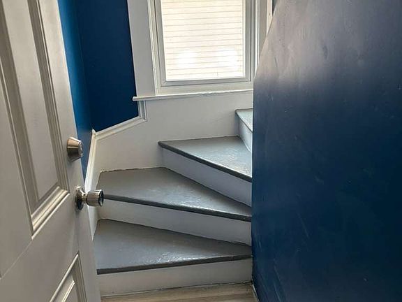 5th image of 24 Belmont St #0