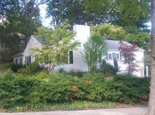 19 Druid Hill Rd, Newton, MA 02461