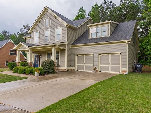 3rd image of 847 Sweetwater Bridge Cir