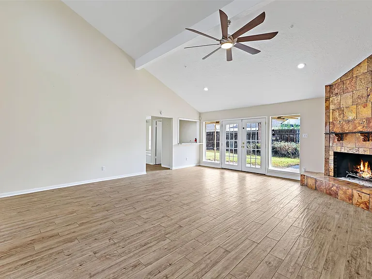 10735 Kitty Brook Dr — Photo 3