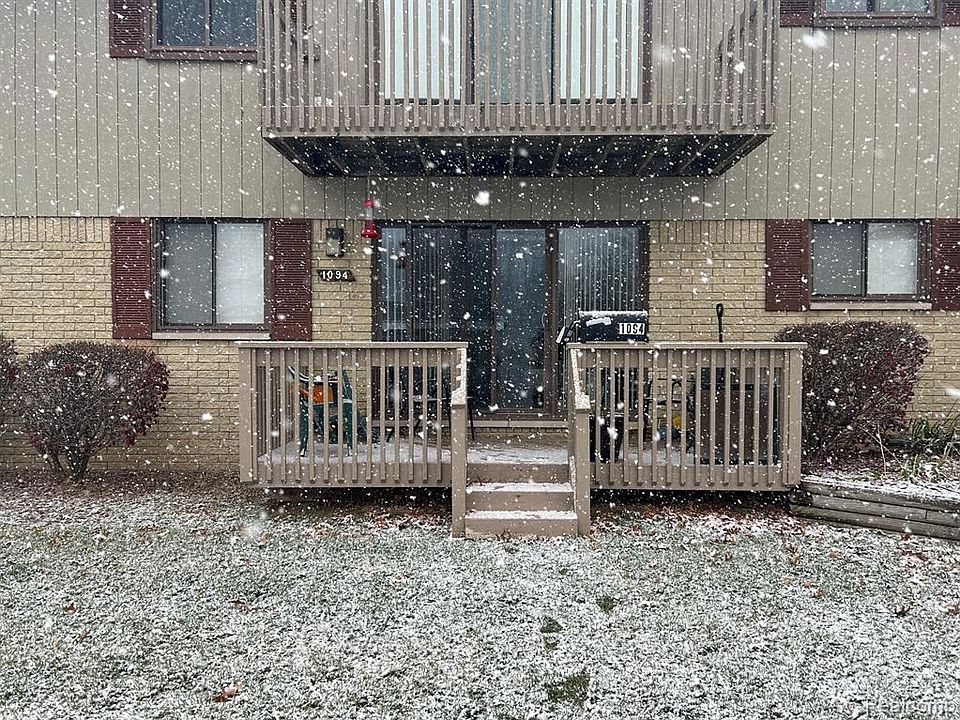 1st image of 1094 Hillcrest Dr