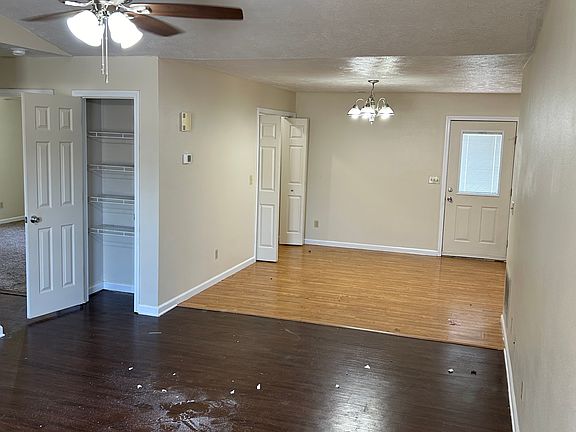 5th image of 6710 Boston Dr #6700/6710