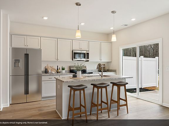 2nd image of 34 Nonnington Way