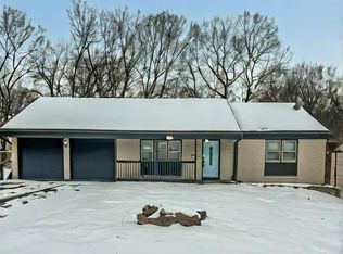 7806 Donnelly Ave, Kansas City, MO 64138