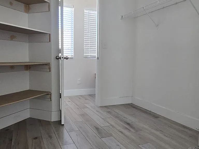 8264 Wildwood Glen Dr — Photo 8