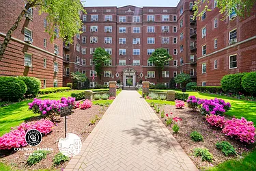 Sold by Coldwell Banker Warburg