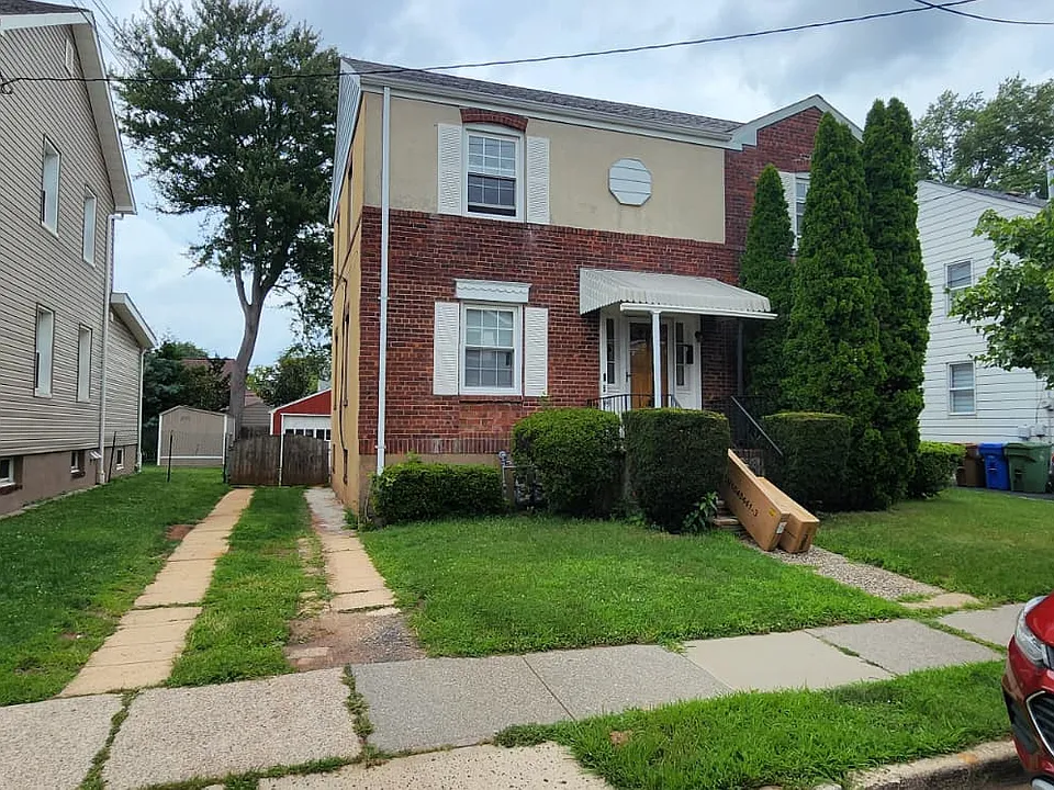 512 Rosewood Ter #2