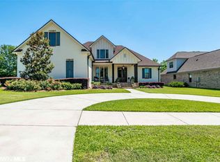 17259 Seldon St, Fairhope, AL 36532