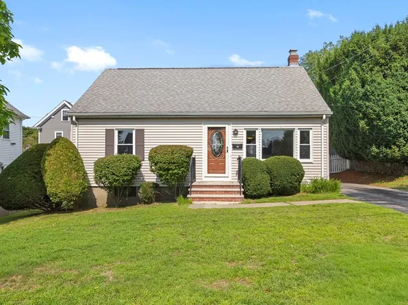 64 Charles St, Arlington, MA 02474