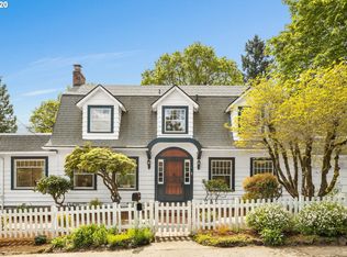 5519 SW Menefee Dr, Portland, OR 97239