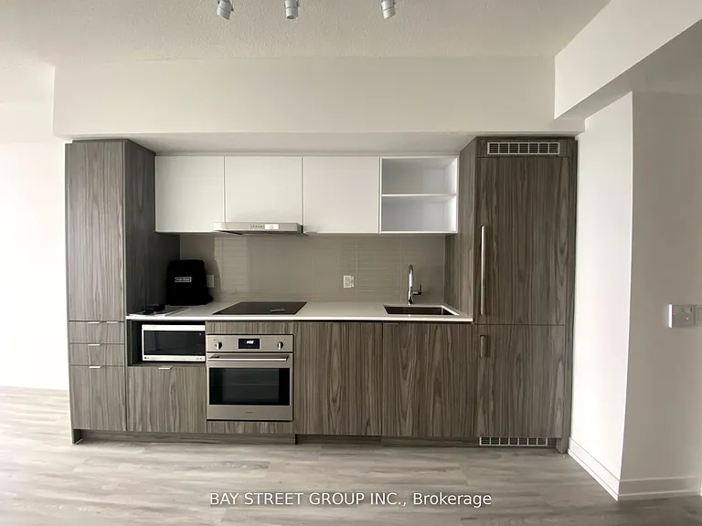 55 Cooper St #4206 — Photo 10