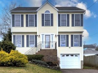 45 Murray Ave, Shelton, CT 06484