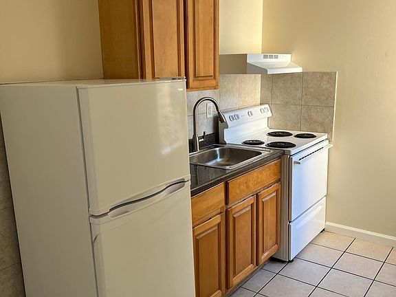 4th image of 4061 Powelton Ave #1F