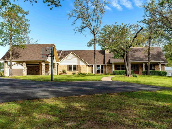 2937 Old Highway 135 N, Gladewater, TX 75647