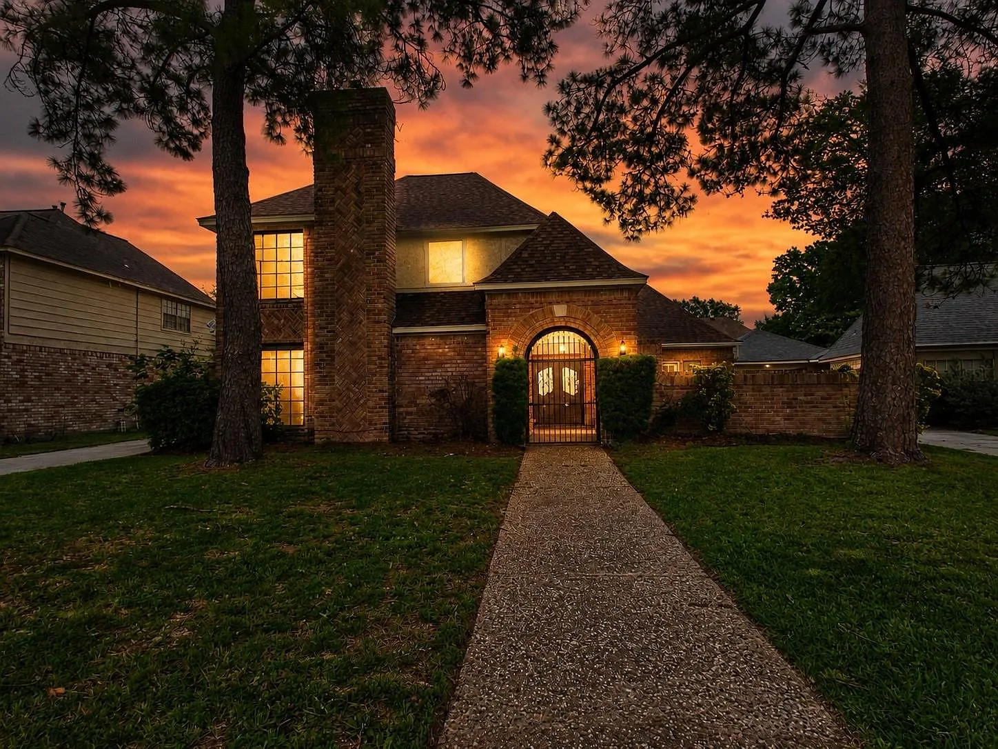 4 bed, 3.5 bath, 2909 sqft, $3,200 — Photo 2