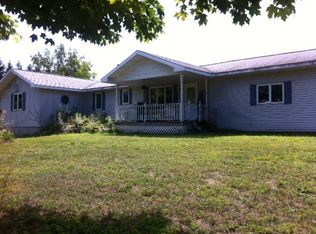 2710 Willsey Rd, Traverse City, MI 49696