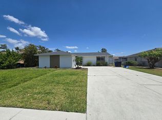 960 Hearty St, North Fort Myers, FL 33903