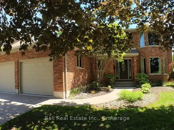 1166 Summit Dr, Peterborough, ON K9J 8A7