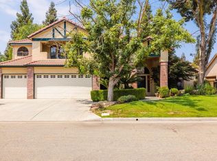 2378 E Richmond Ave, Fresno, CA