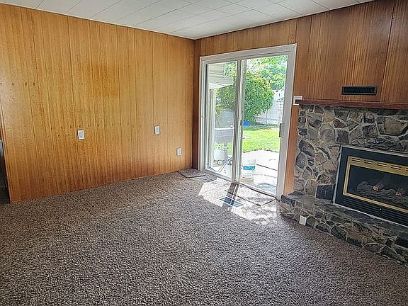 Family room & back yard