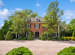 82 Woodley Rd, Winnetka, IL 60093