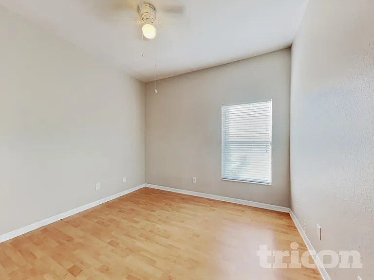 229 Lookout Dr — Photo 13