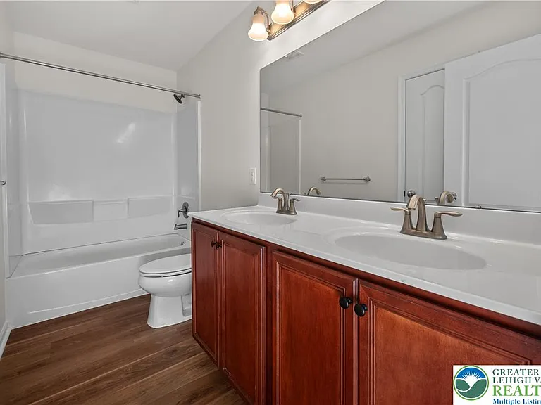 4207 Yorktown Rd — Photo 25