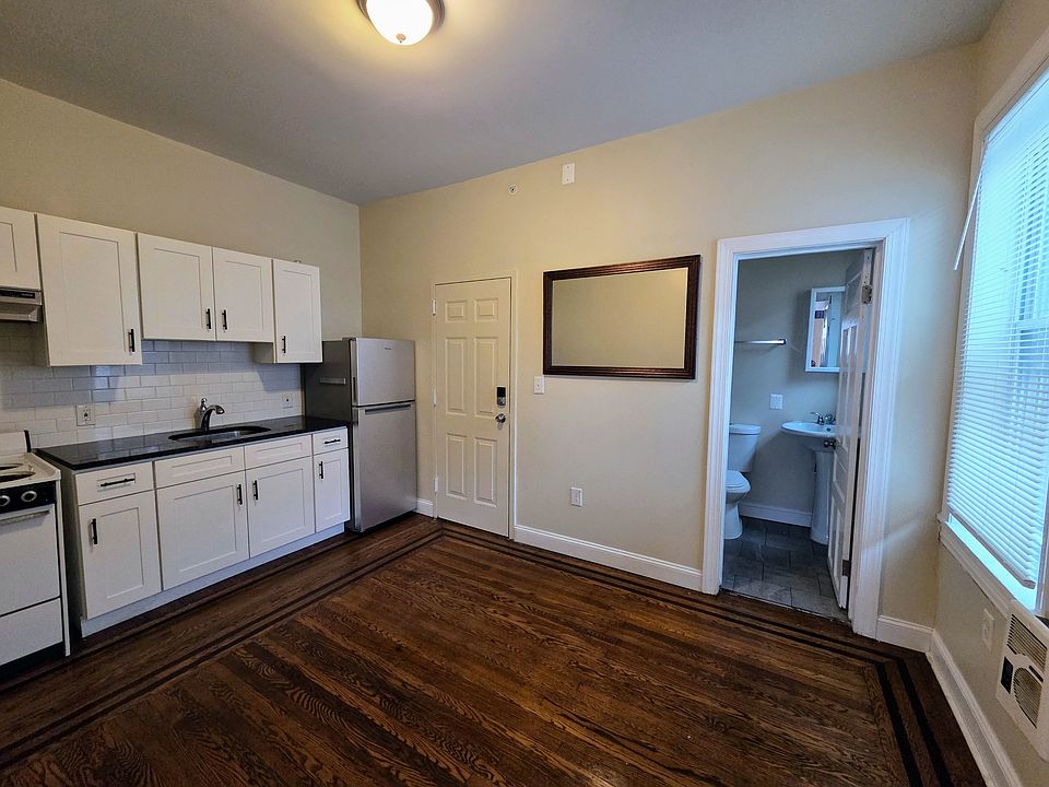 1st image of 1227 W Allegheny Ave #3R