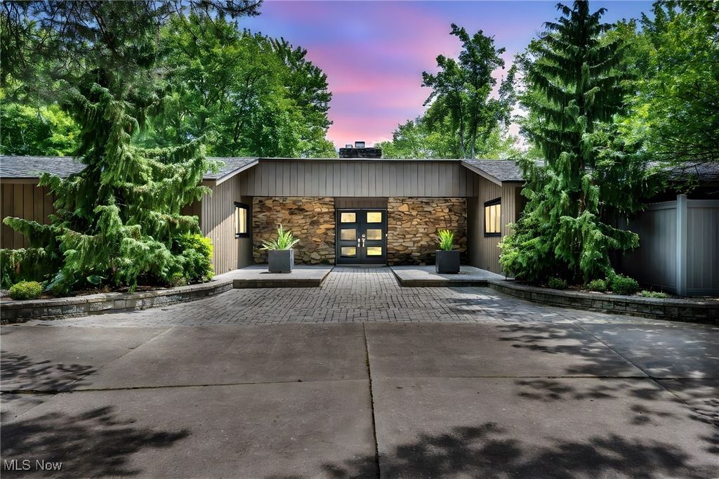 Real estate listing image