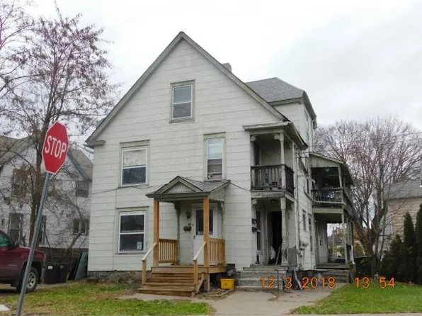 79 Saint Charles St, Johnson City, NY 13790