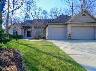 2117 Willow Creek Dr, Mishawaka, IN 46545