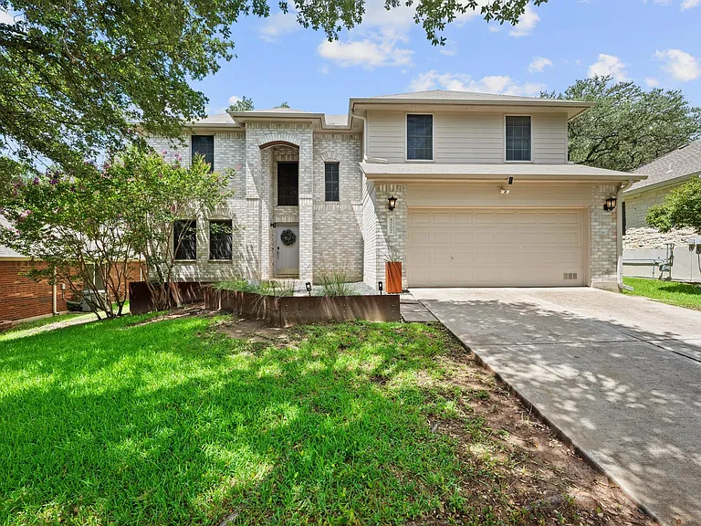 5707 Marchmont Ln — Photo 1