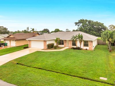655 SE Crescent Avenue, Port Saint Lucie, FL, 34984
