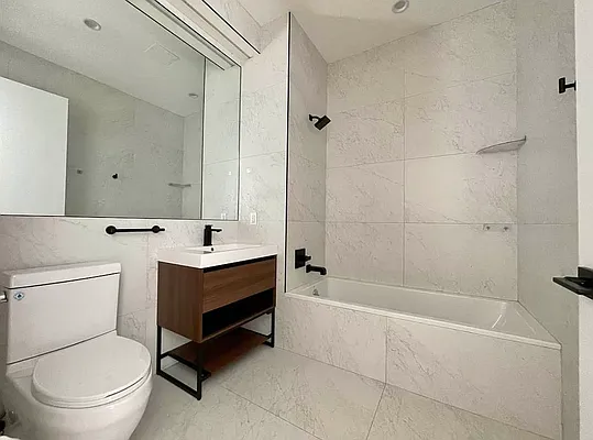 Rented by eRealty Advisors Inc | media 9