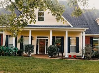 4111 Chamberlin Oaks Dr, Hernando, MS 38632