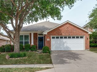 6113 Paddlefish Dr, Fort Worth, TX 76179