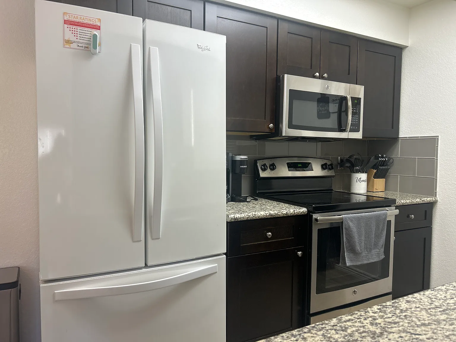 2 bed, 903 sqft, $1,750 — Photo 2