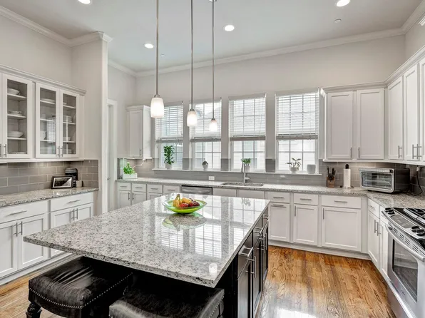 2616 Madeline Grove Dr, Houston, TX 77008