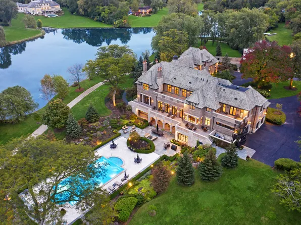 45 Lakeview Ln, Barrington, IL 60010