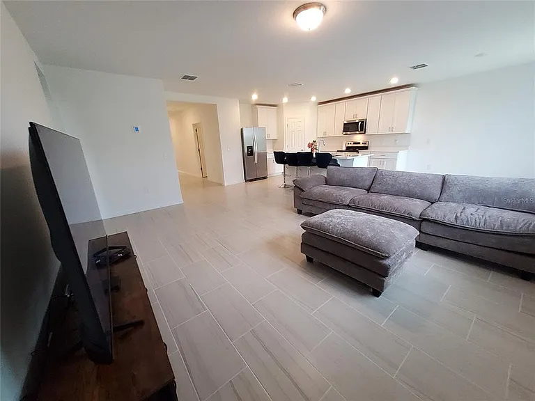 3166 Viceroy Ct — Photo 13